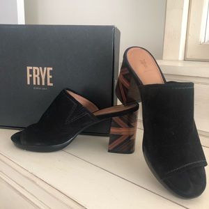 Frye size 6 Sedona Mules